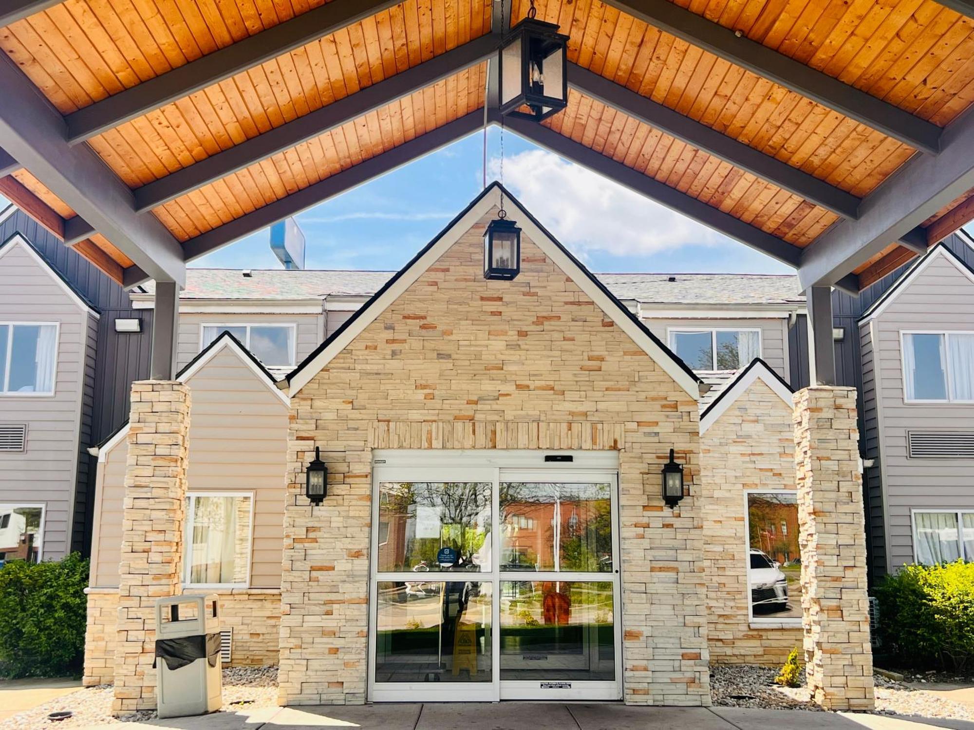 Microtel Inn By Wyndham Lexington Buitenkant foto
