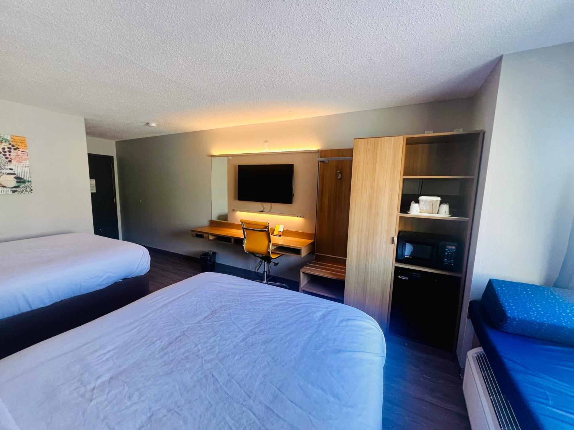 Microtel Inn By Wyndham Lexington Buitenkant foto