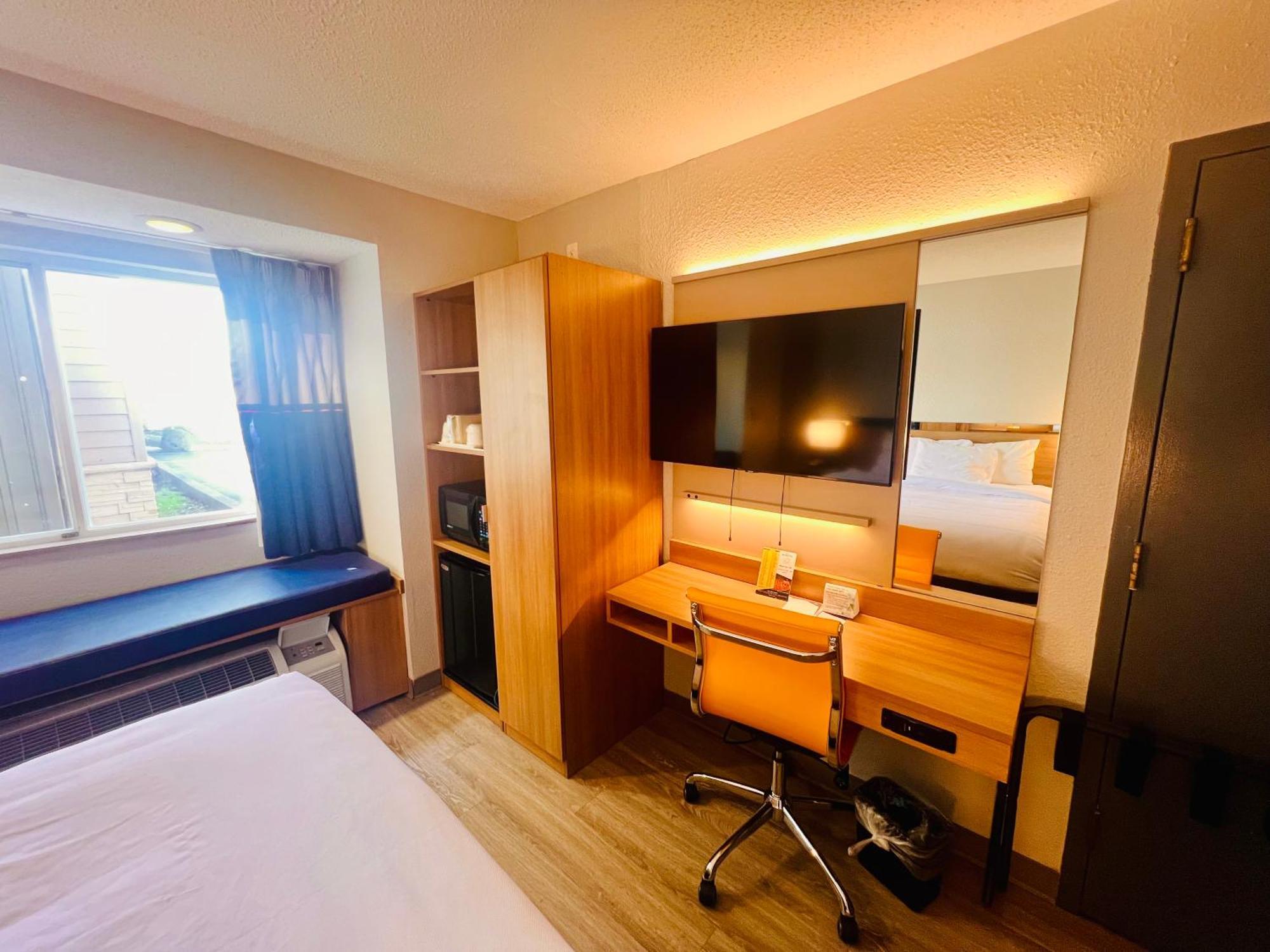 Microtel Inn By Wyndham Lexington Buitenkant foto